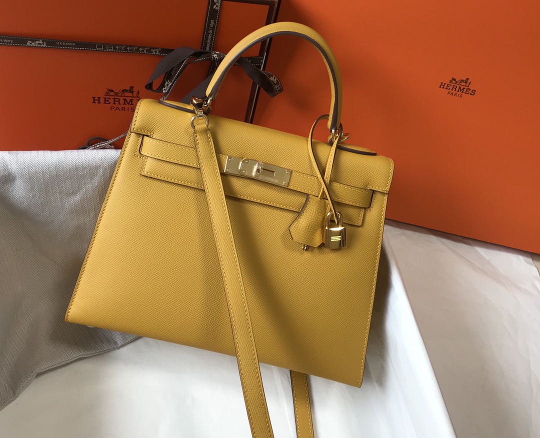 Hermes Kelly 32cm Handbag Shoulder Bag in Yellow Amber Epsom Leather